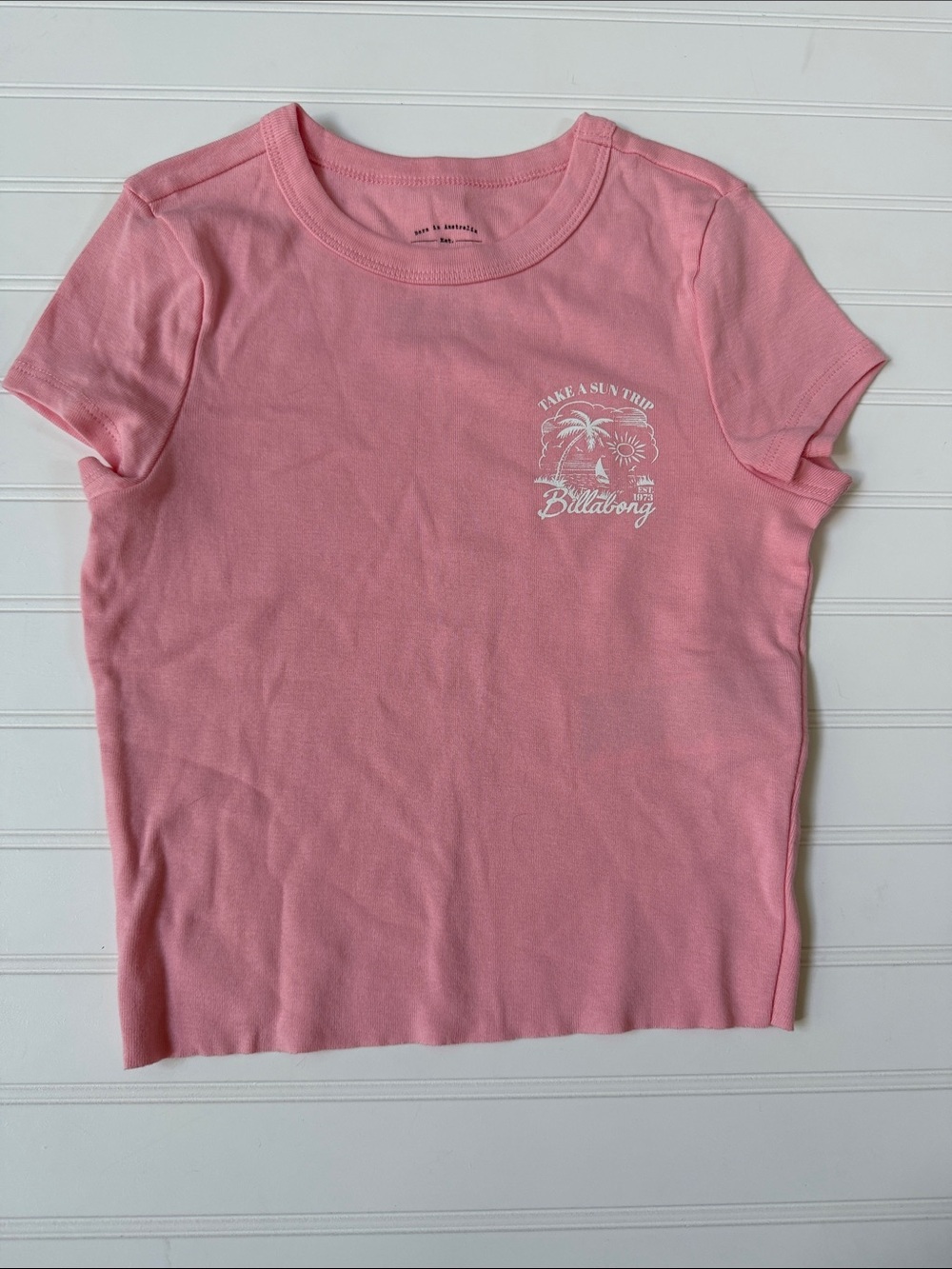 (244)Billabong Pink Crewneck Muscle Tee with White Palm Graphic